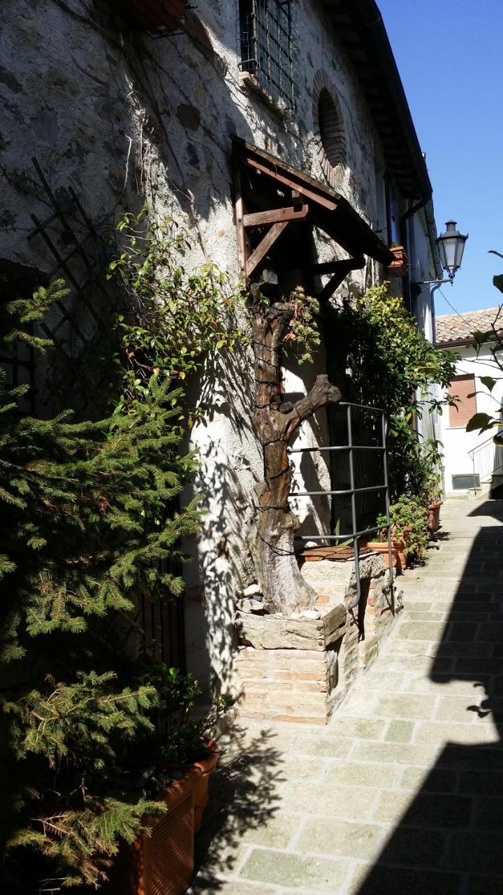 Montegiardino Albergo Diffuso ซานมารีโน ภายนอก รูปภาพ